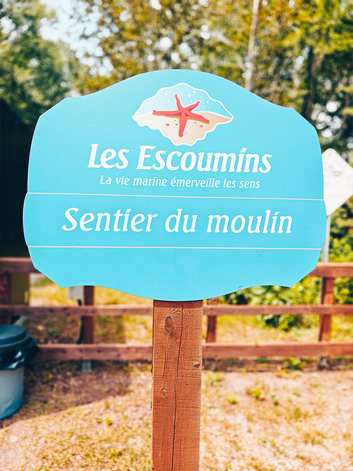 Panneau du Sentier du moulin, aux Escoumins