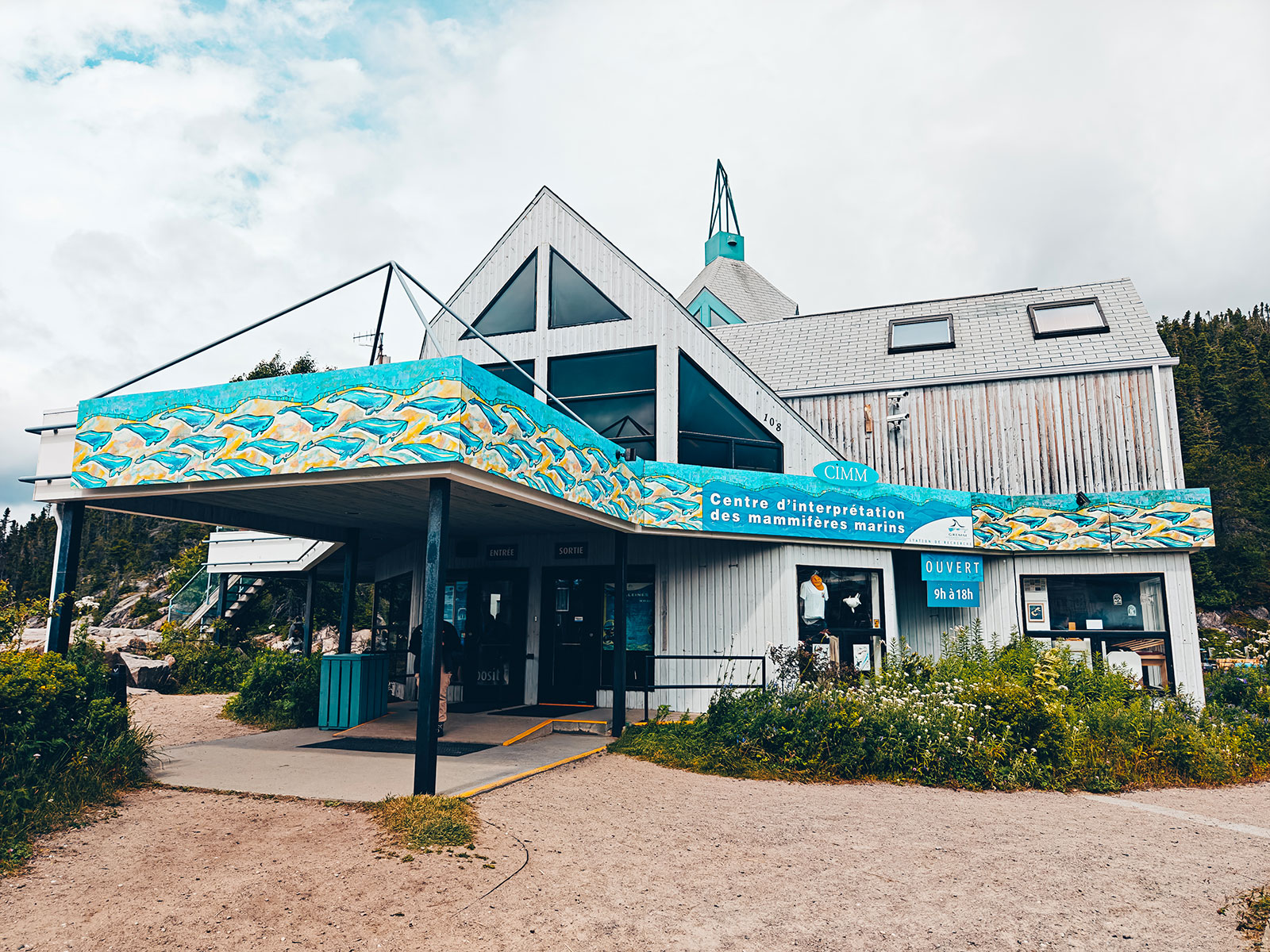 Le bâtiment du centre d’interprétation des mammifères marins