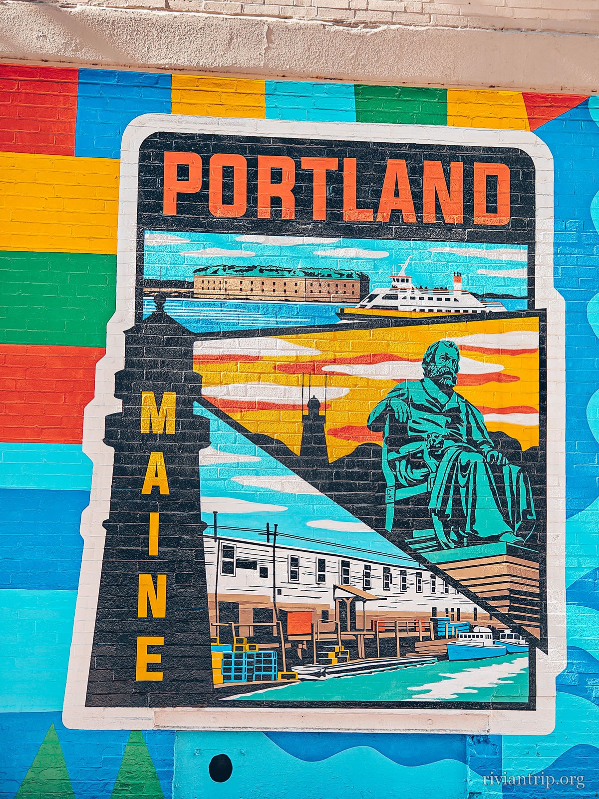 Une murale « PORTLAND MAINE » aux couleurs vives