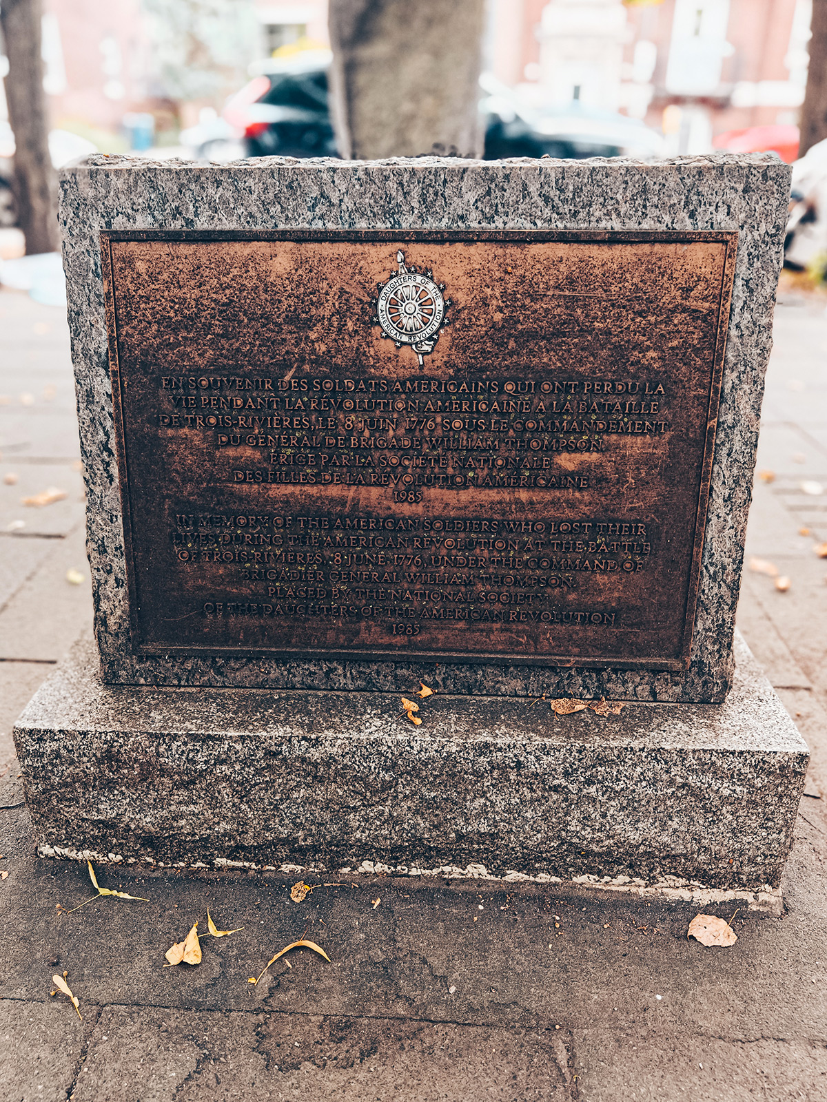 Les plaques commémoratives du vieux Trois-Rivières